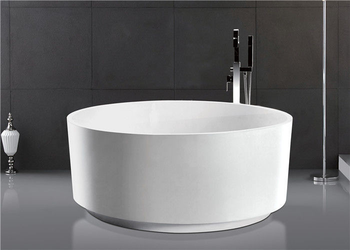 White High End Acrylic Freestanding Soaking Tubs For Small ...