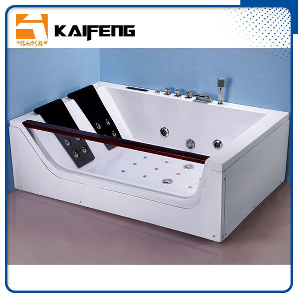 Luxurious 2 Person Jacuzzi Bathtub , Jacuzzi Therapy Tubs With Safety Suction System supplier