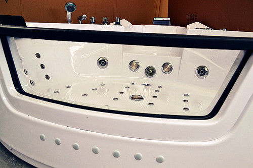 Fashionable Big Jacuzzi Whirlpool Bath Tub For Couple 1520 X 1520 X 590mm supplier