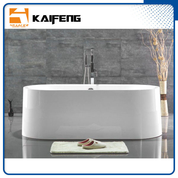 Large Oval Acrylic Freestanding Soaking Bathtubs White Color With Overflow supplier