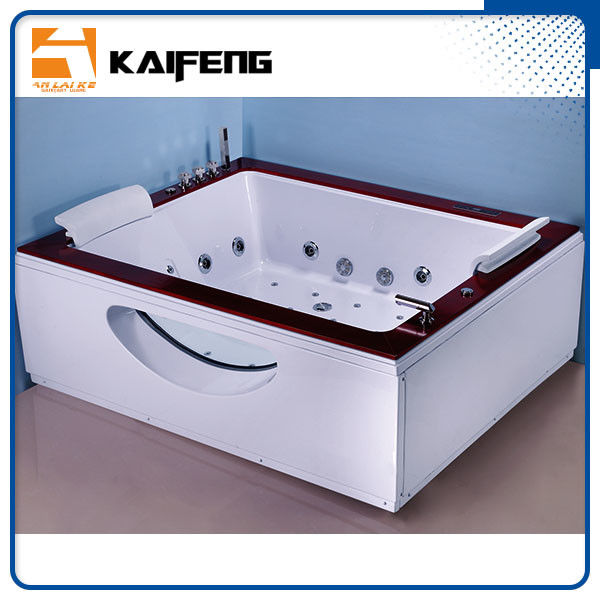 Indoor Double Whirlpool Tub With Oak Edge Cover , Seamless Air Bubble Bathtub supplier